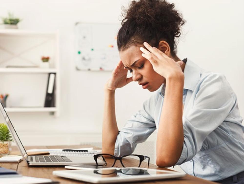 أفضل الزيوت الأساسية للصداع والصداع النصفي