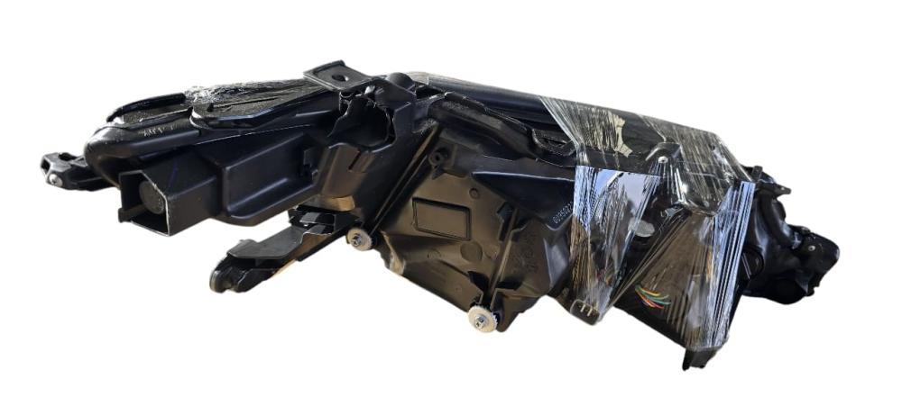 شمعة امامي يسار (ديبو) كامري 2018 _ 2020