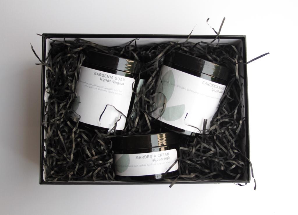 مجموعة زهرة الجاردينيا للعناية بالجسم
