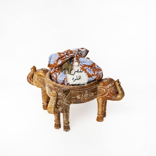بقشة حلى غُريبة