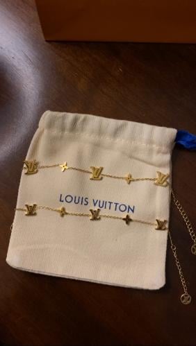 أسواره LV فلاورز