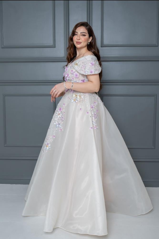 فستان سهره كلوش بتطريز راقي للمناسبات