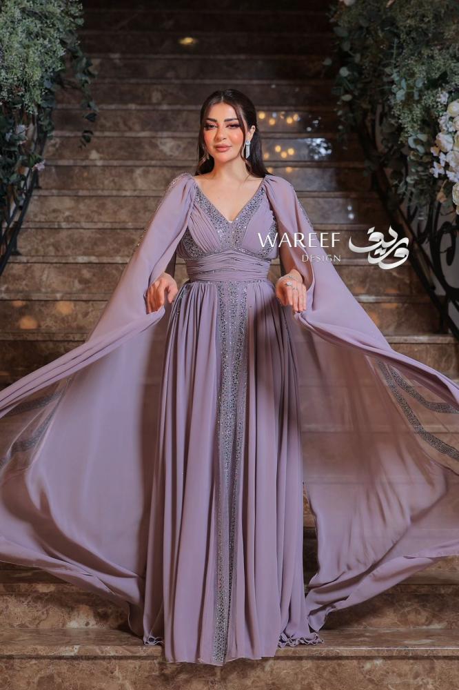 فستان سهره موف باكمام واسعه وطويله