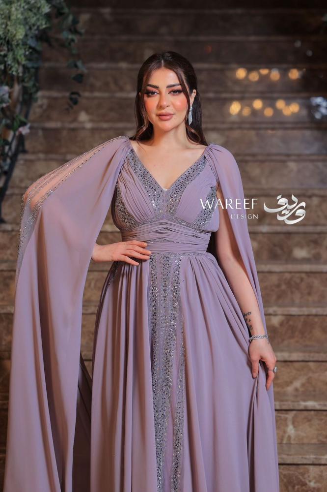 فستان سهره موف باكمام واسعه وطويله
