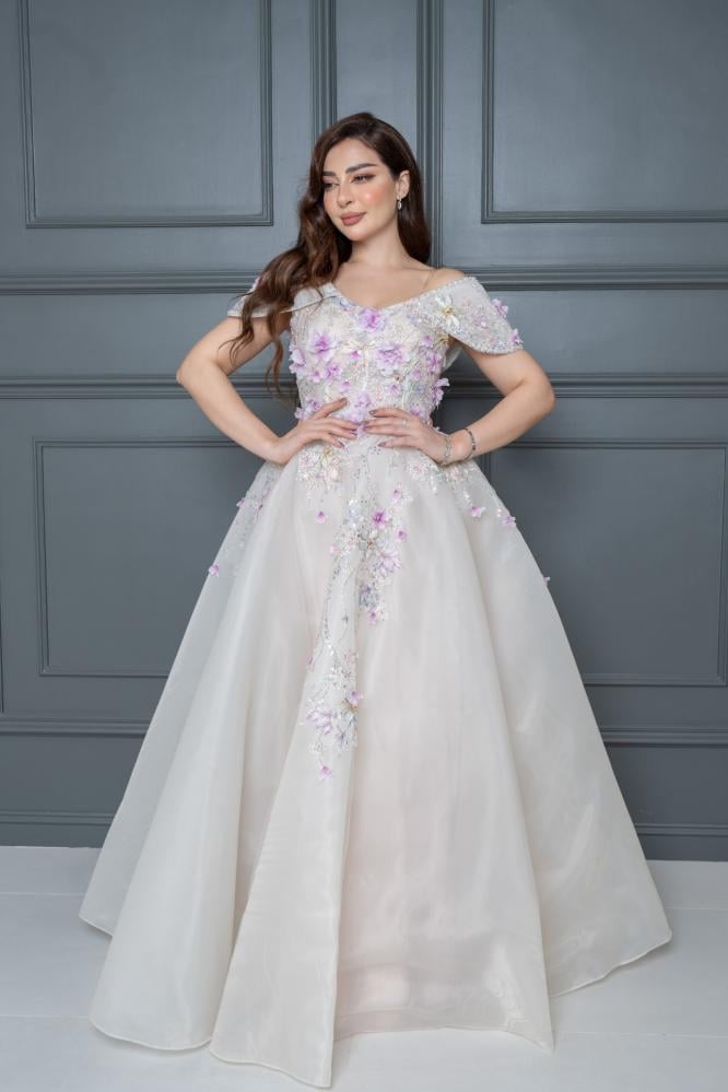 فستان سهره كلوش بتطريز راقي للمناسبات