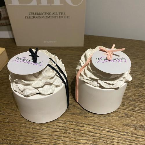 Small Candle Giveaways
