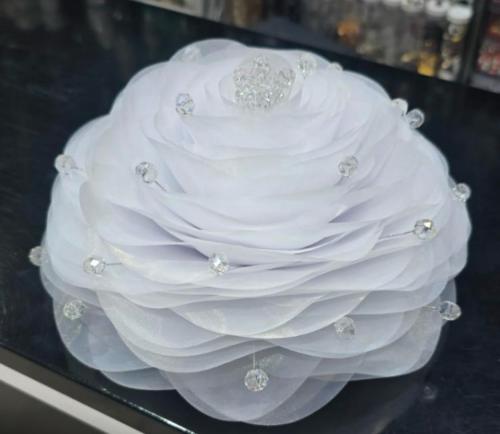 مسكة ورد للعروس