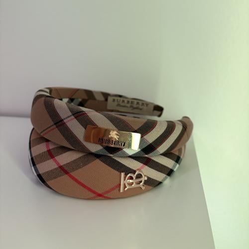 طوق شعر BURBERRY