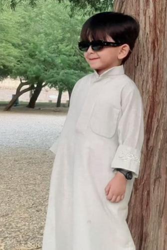 ثوب أطفال مميز بالاسم  - متجر النجم