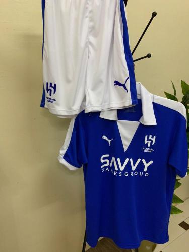 طقم الهلال ذكرى تأسيسه