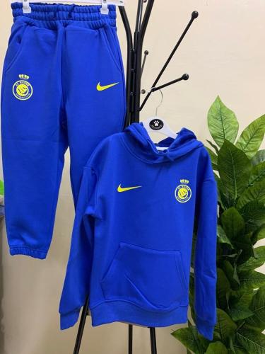 طقم شتوي بلوفر مع سروال طويل الازرق