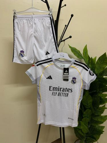 طقم ريال مدريد كأس العالم للأندية