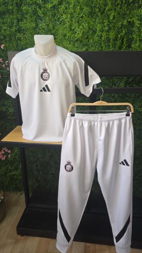 طقم النصر ابيض تيشيرت مع سروال طويل النجم