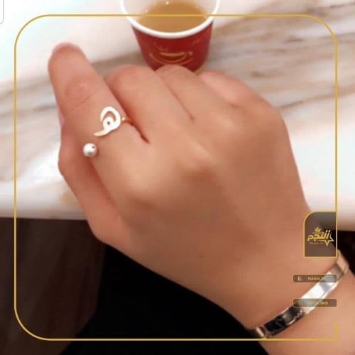 خاتم بالحرف بتصميم حسب الاختيار