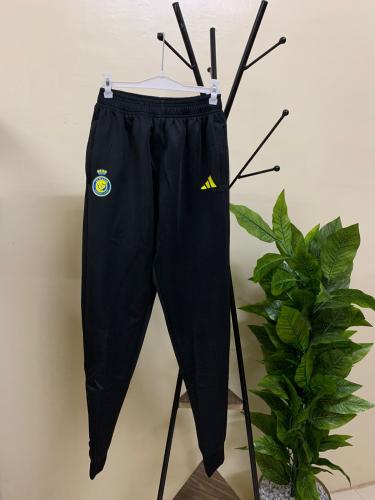 بنطلون طويل بشعار النصر