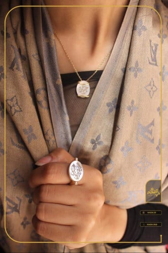 سلسال مع خاتم  ملكي لمناسباتك الفخمة