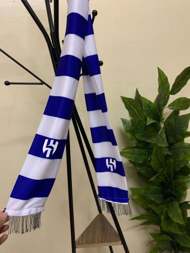 شال بشعار الهلال السعودي