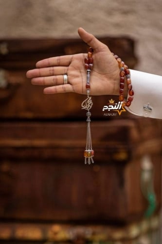 سبحه بالاسم صعب وصف جمالها