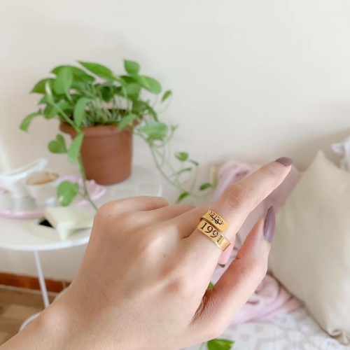 خاتم+اسواره بالاسم مع تاريخ الميلاد