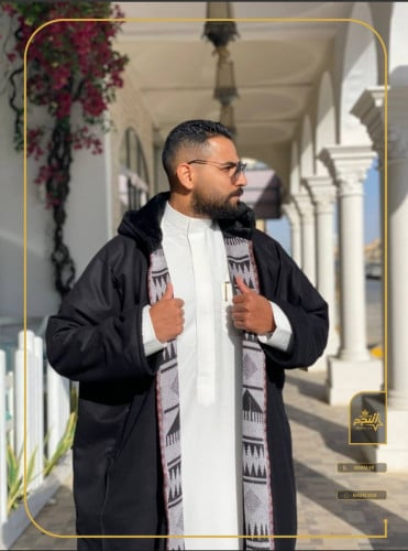 فروة كشميري مزينة بأطراف سدو