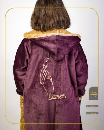 فروة أطفال لون موف مع تطريز الاسم متجر النجم