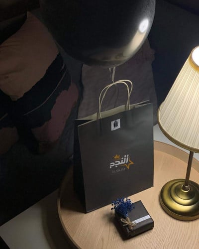 تغليف هدايا بسيط وفريد