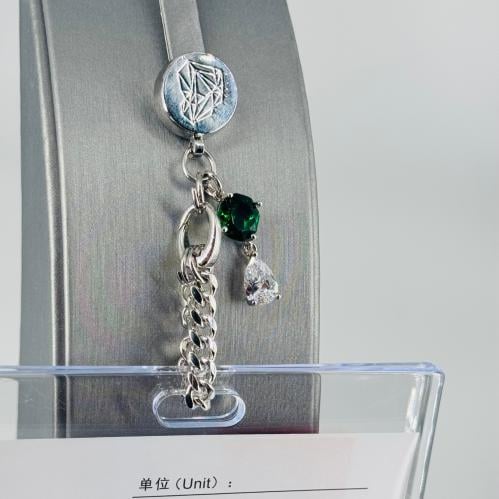 Id holderbrooch-silver&darkgreen