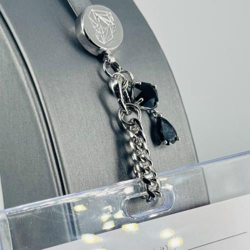 Id holderbrooch-silver&black