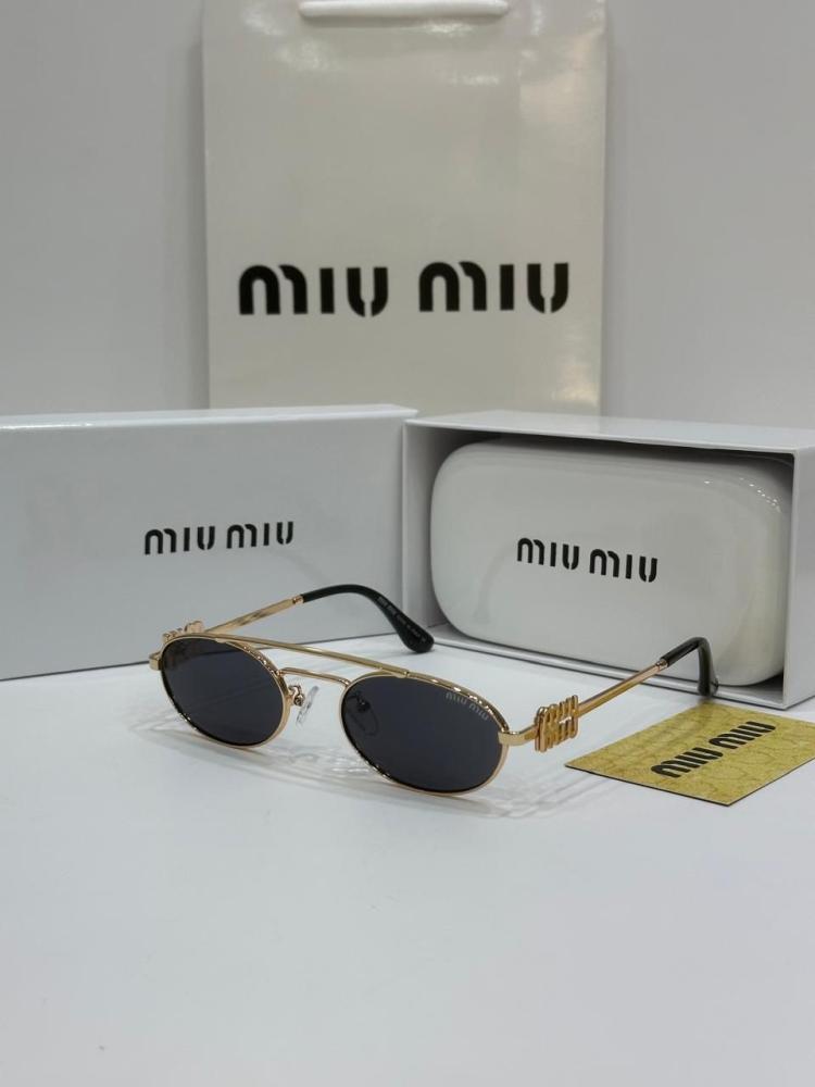 نظارات شمسية بيضاوية Miu Miu اطار معدني