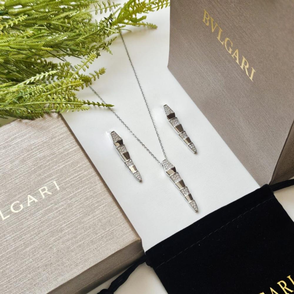 سلسلة و حلق بلغاري