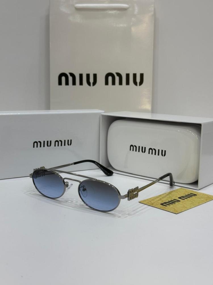 نظارات شمسية بيضاوية Miu Miu اطار معدني