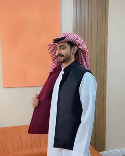 سديري رجالي جوخ دبل فيس لون أسود ودم الغزال