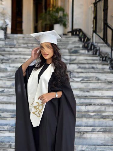 عباية تخرج 2025 فراشة لون أسود