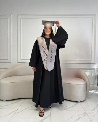 عباية تخرج 2025 لون أسود