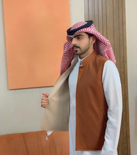 سديري رجالي جوخ دبل فيس لون جملي وبيج فاتح