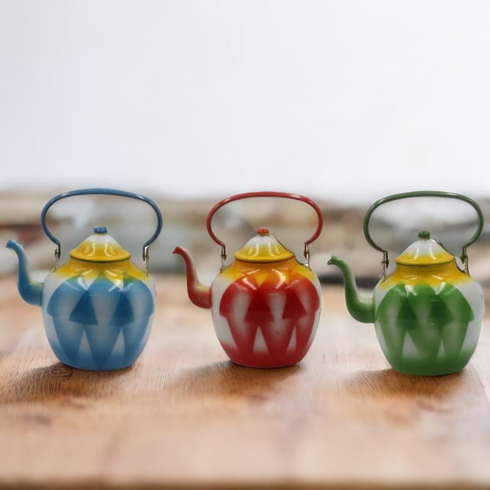 إبريق "غضار سلوفيني" – تميز في كل لون الاخضر والازرق والاحمر