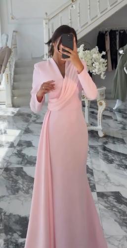 Pink dress