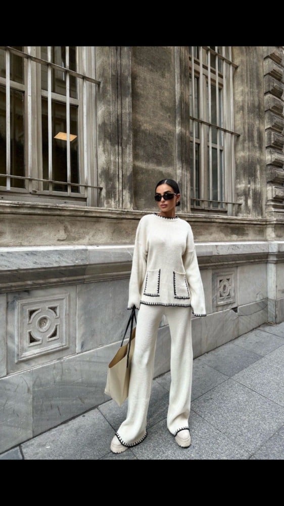 طقم صوف اسود