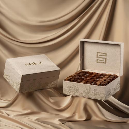 Uncovered Chocolate Box - صندوق شوكولاتة مكشوفة