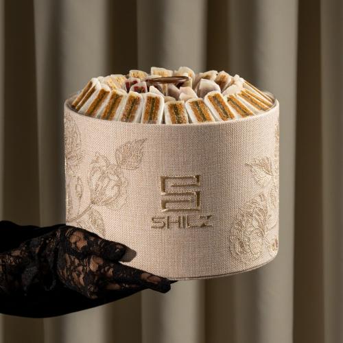 Elegant High Round Tray With a Luxurious Design Shilz Halqum - صينية دائرية مرتفعة انيقة بتصميم فاخر حلقوم شلز