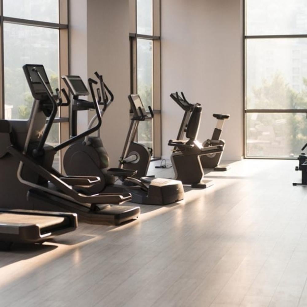 تجهيزات الصالة الرياضية: كيف تحول مكانك إلى مركز لياقة متكامل ؟