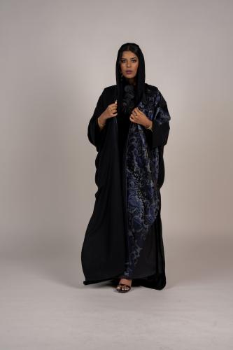 عباية لف جاكار مقصب كحلي مع كريب أسود