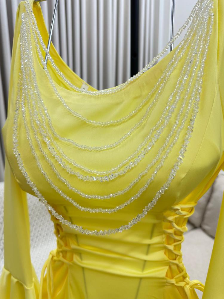 فستان اراقي بلون الاصفر