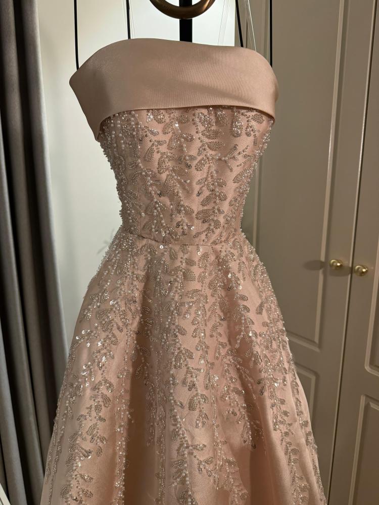 فستان الريم