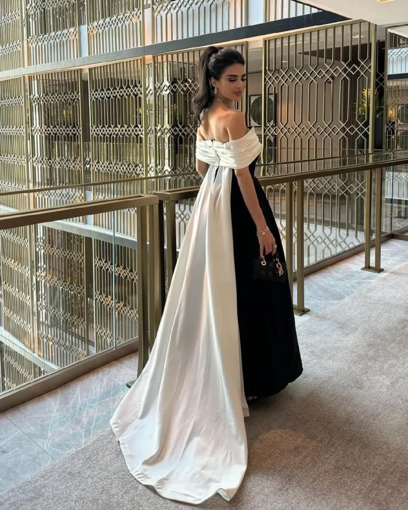 فستان أنيق  بتصميم مميز
