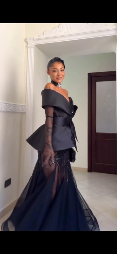 فستان اسود