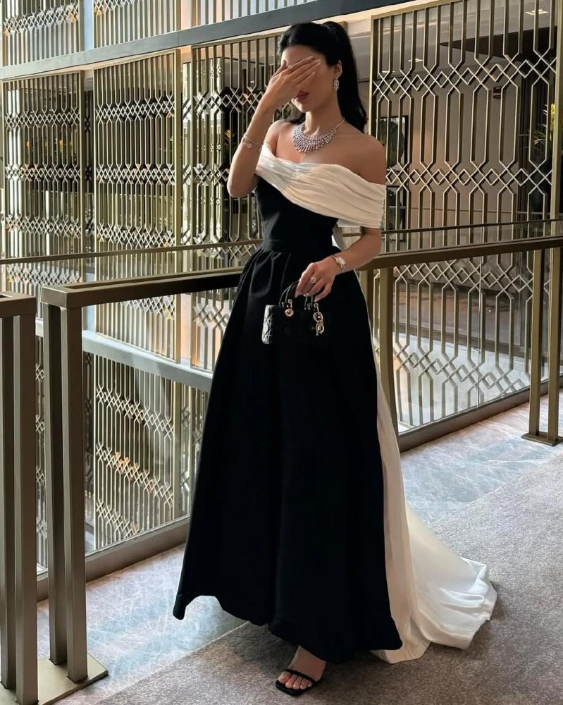 فستان أنيق  بتصميم مميز