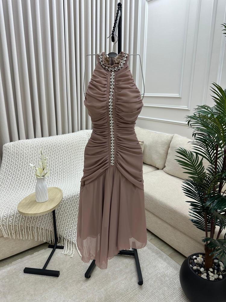 فستان  فخم وناعم