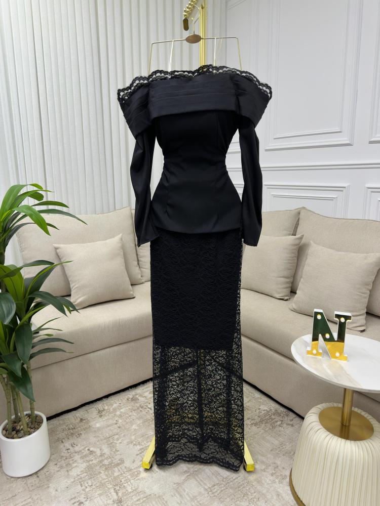 فستان اسود جذاب