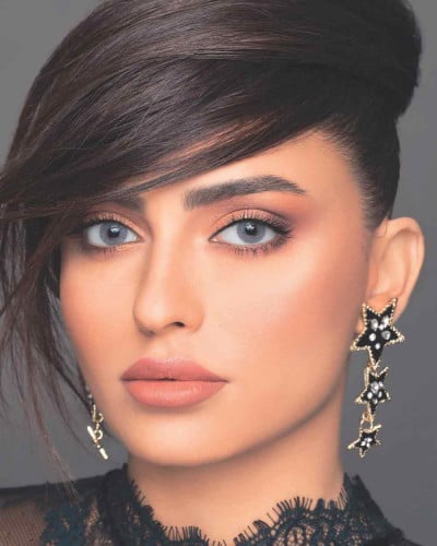 عدسات لاصقة تجميليه  - فيلد